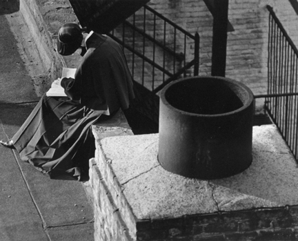 New York (nun reading near chimney)