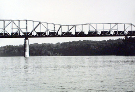 Thebes Bridge, Mississippi River, Thebes, Illinois